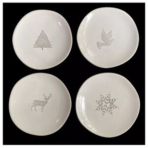 Hearth & Hand Set of 4 Christmas Appetizer Plates NEW